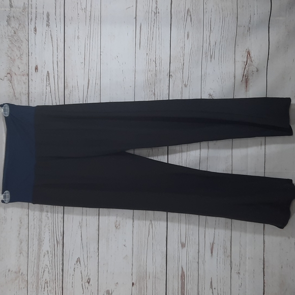 5/$10 No Boundaries Leggings/ Lounge Pants - Picture 4 of 7